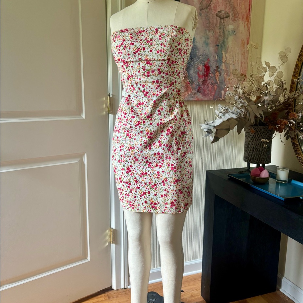 White Strapless Sheath Dress for Cocktail Events